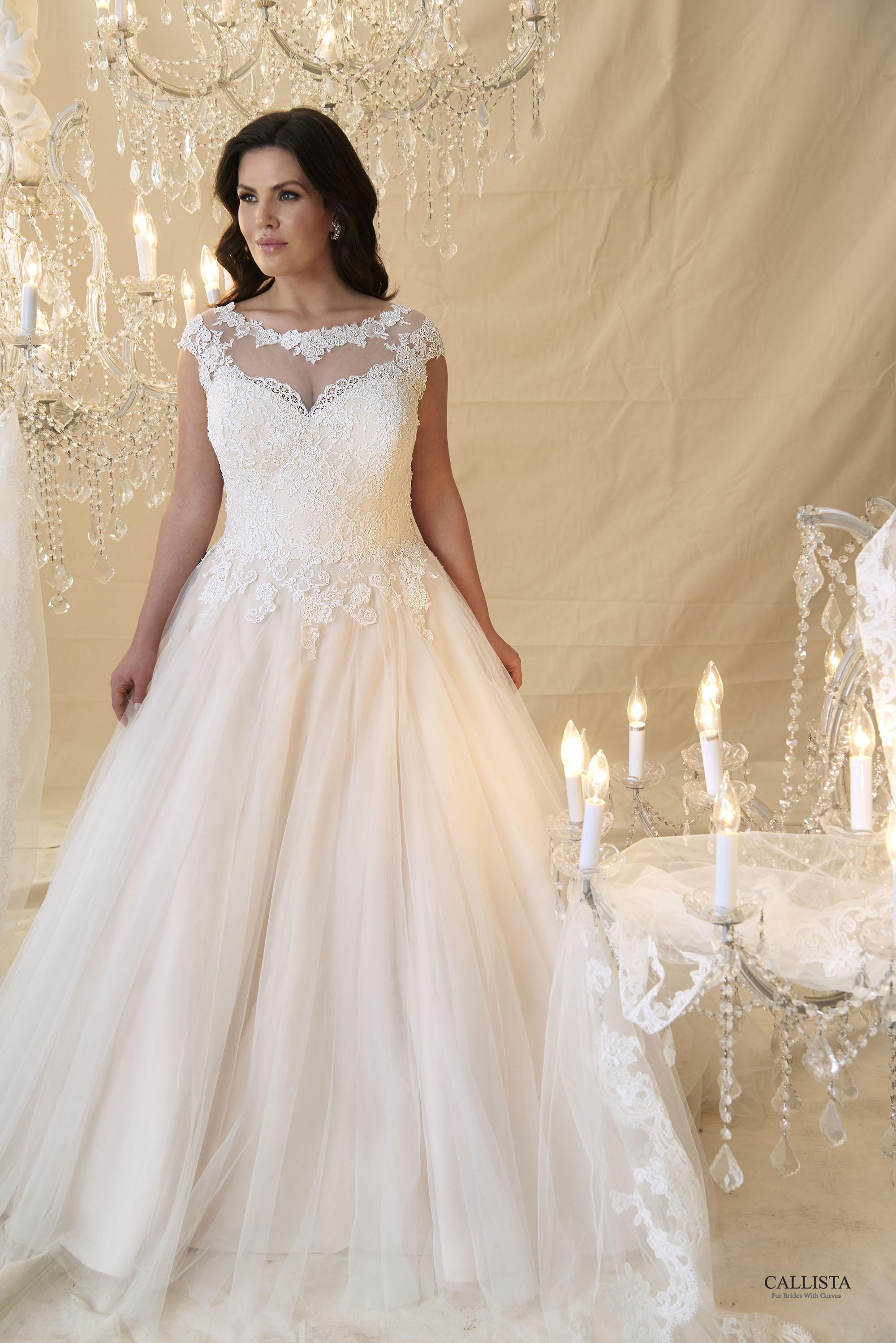 Curves bridal 2024